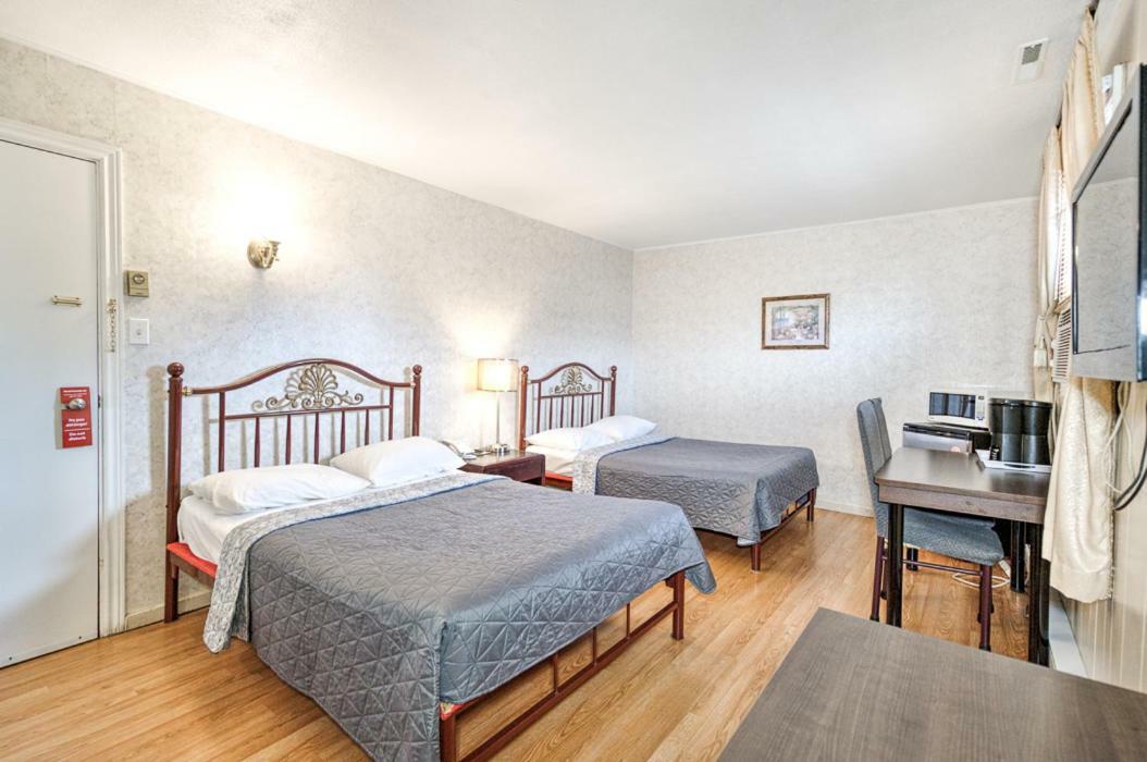 Motel Grande Ile サラベリ・ド・ヴァレフィルド エクステリア 写真